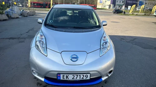 NISSAN LEAF Acenta (K)