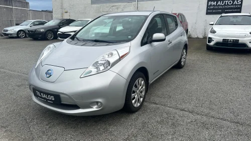 NISSAN LEAF Tekna (K)