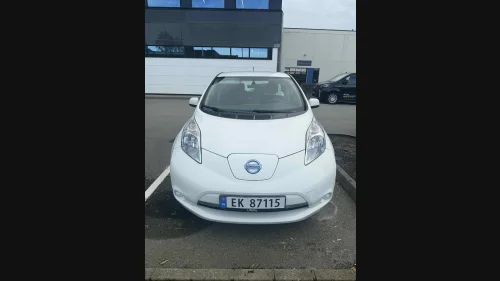 NISSAN LEAF GEN 2, VINTERPAKKE,VARME SETER, OPPV.RATT HURTIGLADING