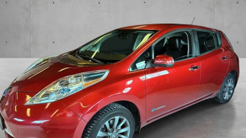 NISSAN LEAF NY EU FEB 2028/ BATTERI 10/12/SKINN/KAMERA