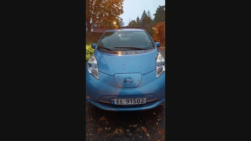 NISSAN LEAF