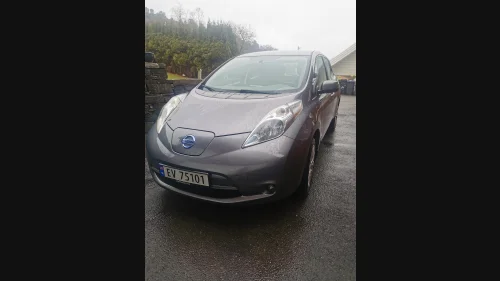 NISSAN LEAF