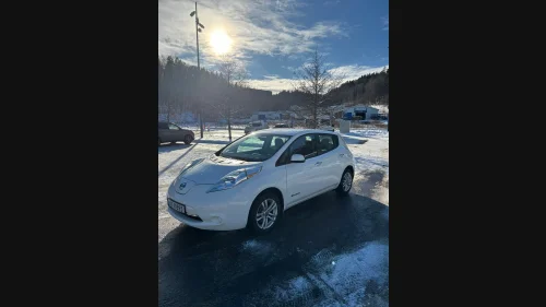 NISSAN LEAF 24kwt