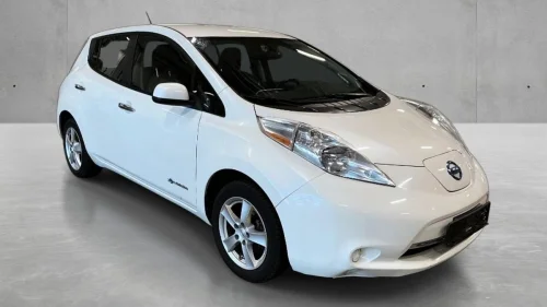 NISSAN LEAF LEAF | CC | R.Kam - BLUETOOTH - R.KAMERA ++