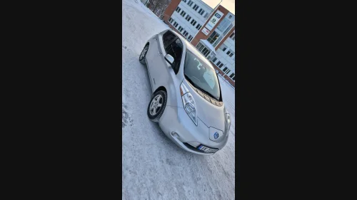 NISSAN LEAF Acenta