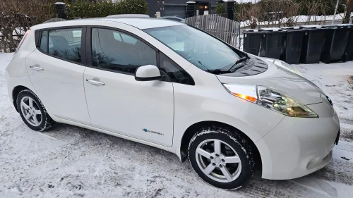NISSAN LEAF 24kW