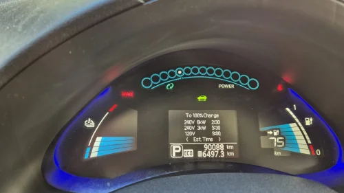 NISSAN LEAF