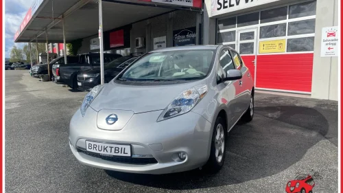 NISSAN LEAF Velholdt Leaf / rygge cam / varme i ratt /lav km /