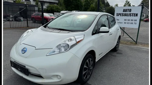 NISSAN LEAF