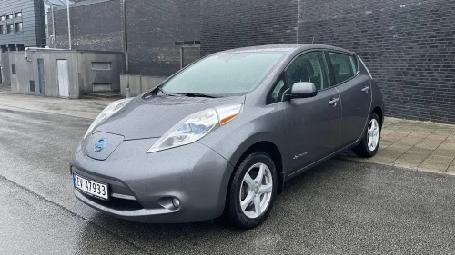 NISSAN LEAF 30kWh Skinn/Kamera/Varmepumpe ++
