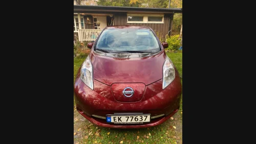 NISSAN LEAF