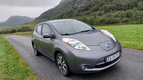 NISSAN LEAF Tekna 30kWh