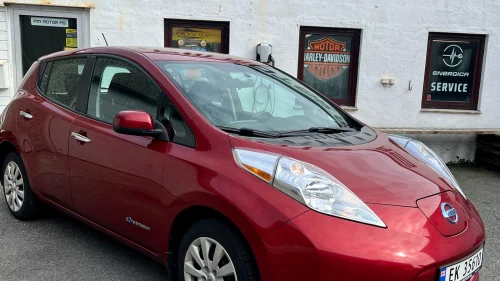 NISSAN Leaf Varmeseter, varme i ratt, ryggekamera, DAB+