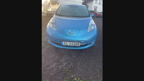 NISSAN LEAF