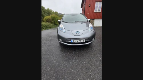 NISSAN LEAF Acenta