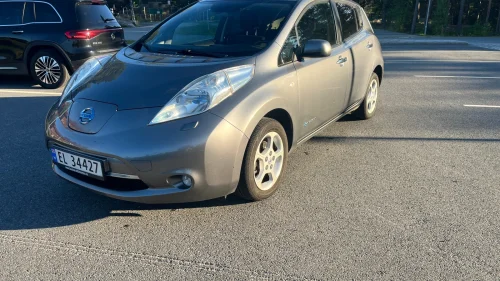NISSAN LEAF Acenta (K)