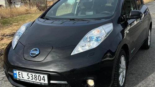 NISSAN LEAF Tekna (K)