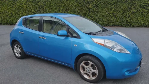 NISSAN LEAF