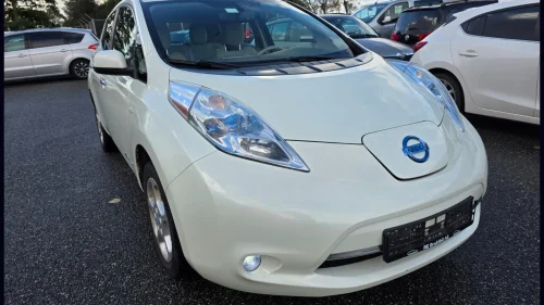 NISSAN Leaf Cruise/Ryggekamera/Navi+++