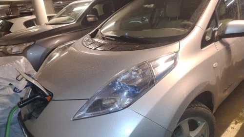 NISSAN LEAF