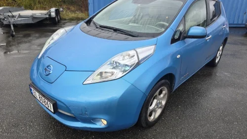NISSAN LEAF 2013 Nissan Leaf - 24kWh - 80.000 km