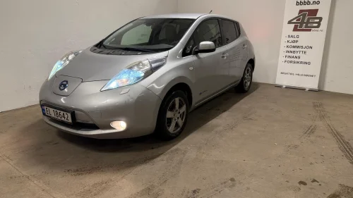 NISSAN LEAF 109HK. EUmars26. 8 streker. Outlet. Se på denne!