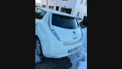 NISSAN LEAF