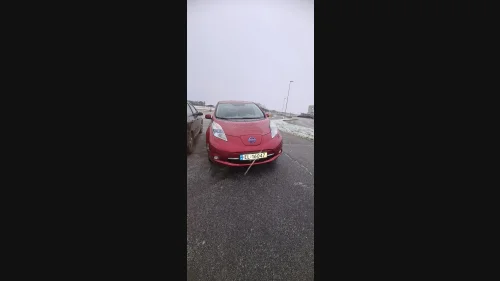 NISSAN LEAF