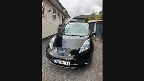 NISSAN LEAF