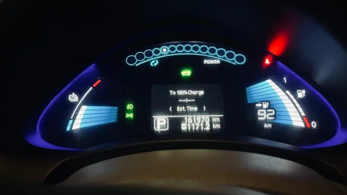 NISSAN LEAF