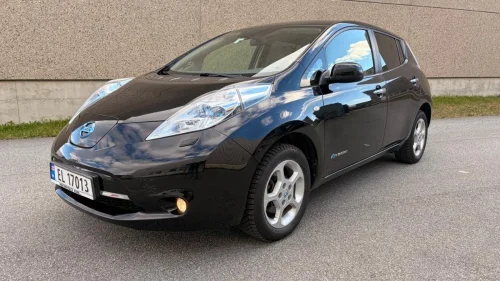 NISSAN LEAF 10/12batteri 72600km cruisekontroll ryggekamera eu ok t