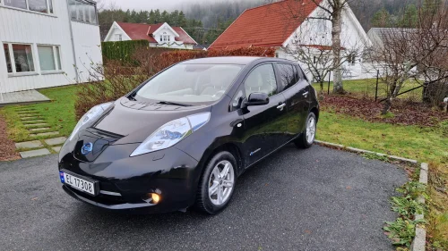 NISSAN LEAF EU-godkjent til  juni 2026