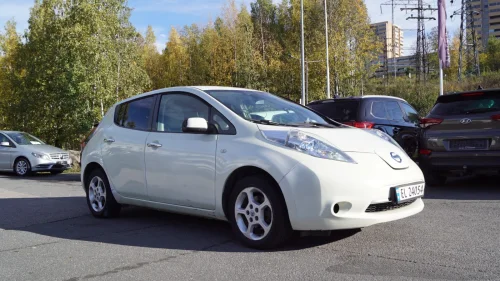 NISSAN LEAF 1-EIER | NAVI | R.KAM | EU28 | ZEO | RATT VARME ++