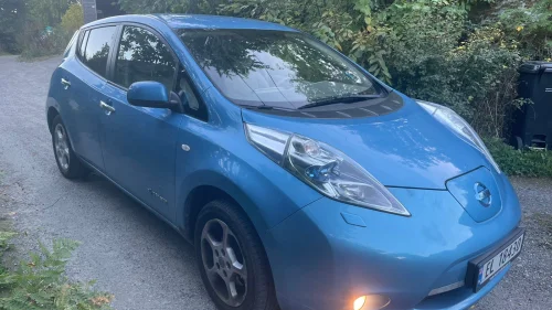 NISSAN LEAF