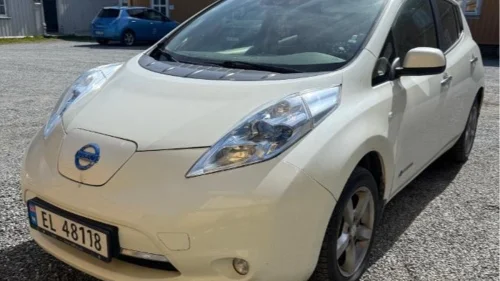 NISSAN LEAF automat cruisekontroll navigasjon s+v dekk 156000km