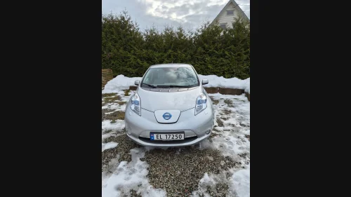 NISSAN LEAF