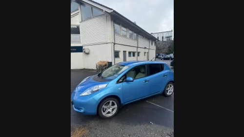 NISSAN LEAF