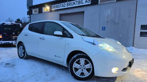 NISSAN LEAF 109hk, EU kontrollert till 11.11.2027