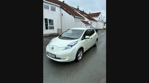 NISSAN LEAF ZE0