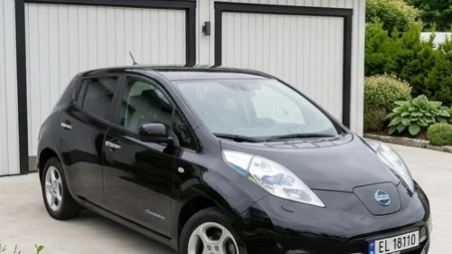NISSAN LEAF Praktisk og driftssikker Nissan Leaf