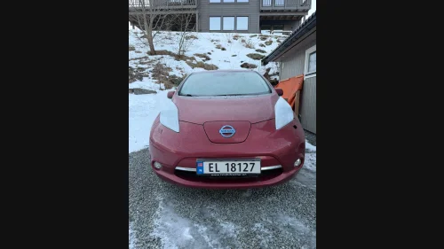 NISSAN LEAF