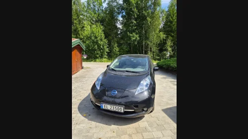 NISSAN LEAF