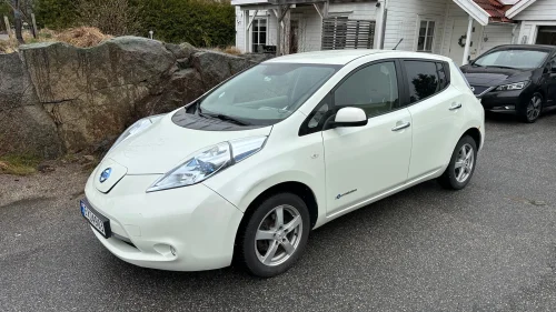 NISSAN LEAF Acenta