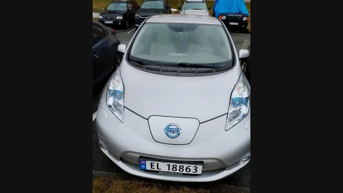 NISSAN LEAF (Rep.objekt - 1 sett med sommerhjul)