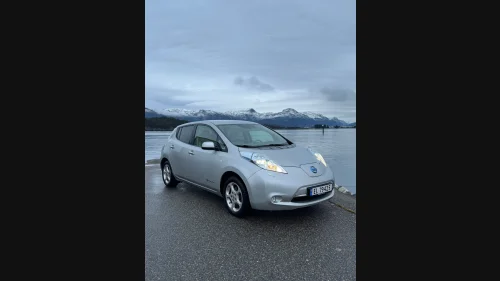 NISSAN LEAF Nissan Leaf