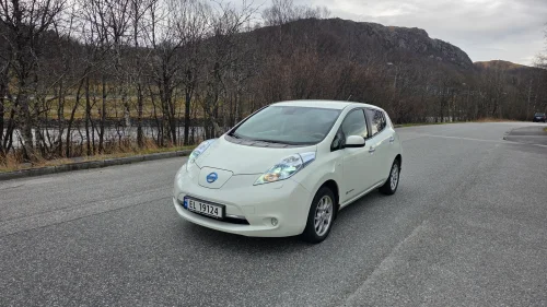 NISSAN LEAF Velholdt/Ny Eu/Lav Km/ 10/12 Batteri