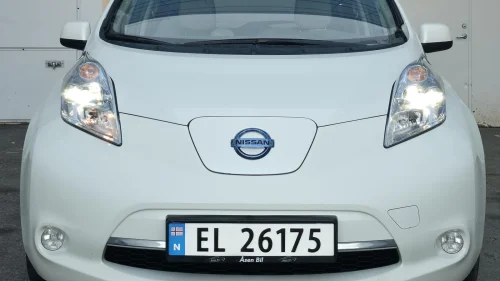 NISSAN LEAF 8/12 batteristreker Ryggekamera Navigasjon Bluetooth ++
