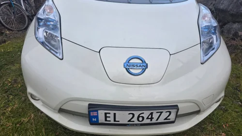 NISSAN LEAF
