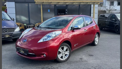 NISSAN LEAF /109HK/EU-2027CRUISE/NAVI/KAMERA +++