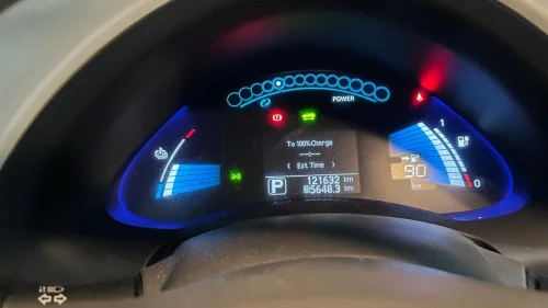 NISSAN LEAF